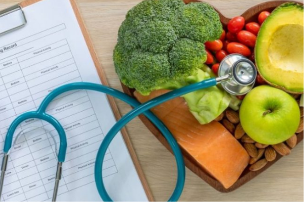 stethoscope and vegetables healthy food