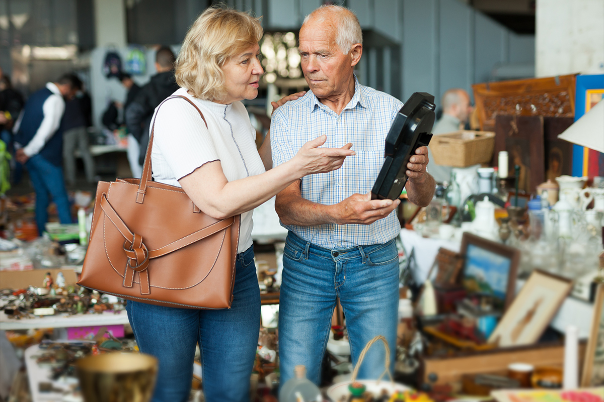 seniors at a craft fair