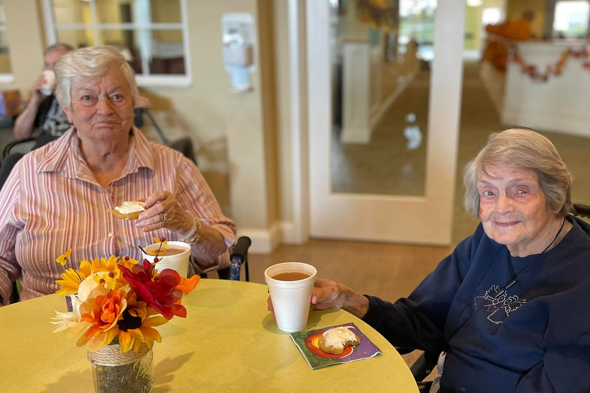 Danbury Massillon residents having coffee